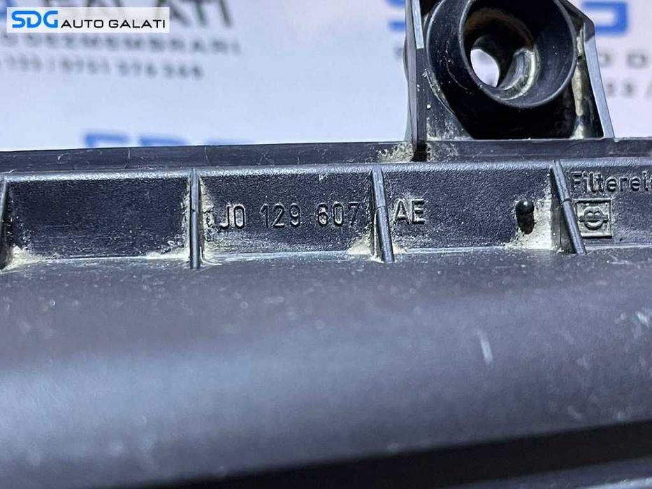 Carcasa Filtru Aer VW Golf 4 1.9 TDI ASV ALH AHF AGR AJM AUY ATD AXR 1999 - 2006 Cod 1J0129607AE