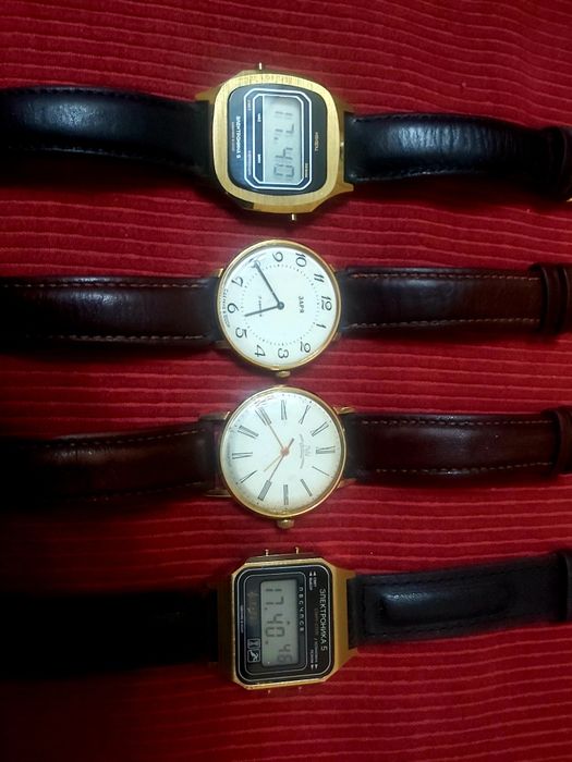 Продоется часы в одном лотом