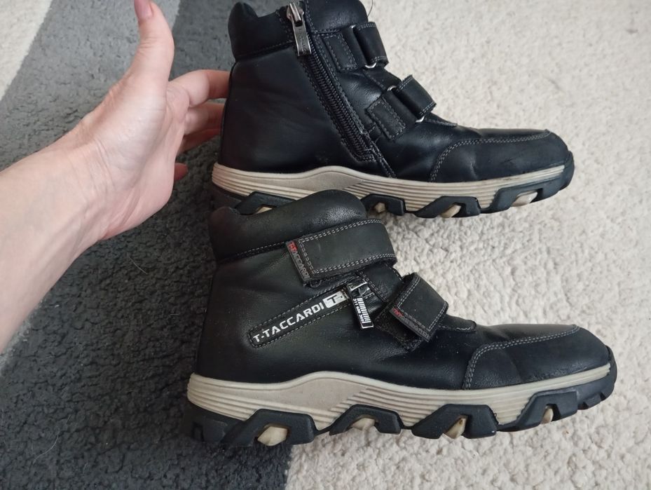 Продам ботинки демисезонные