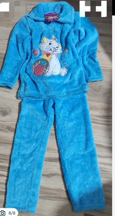 Compleu pufos de iarnă