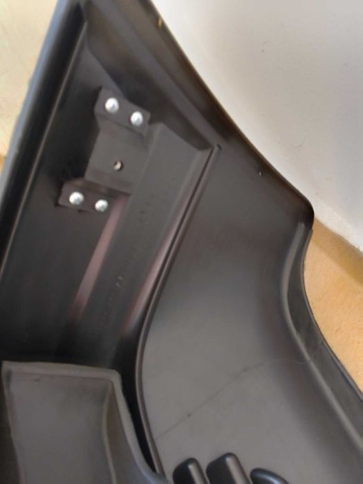 Предна Броня Мерцедес 190 201 Mercedes W201 190 Нова с лайсна