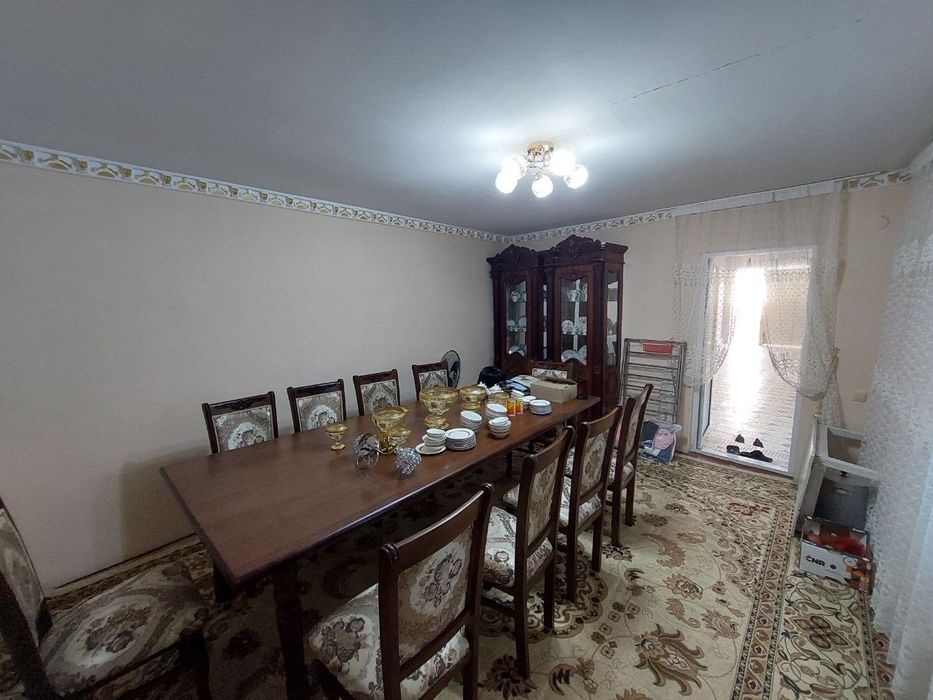 Продаю участок 3.8 соток 2 холл 6 комната.Круг Рахат маххаля Олмос.