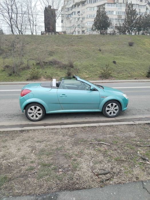 Vând Opel Tigra cabrio