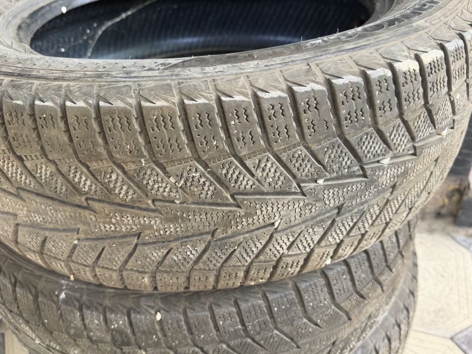 Шины Hankook 215/60/17