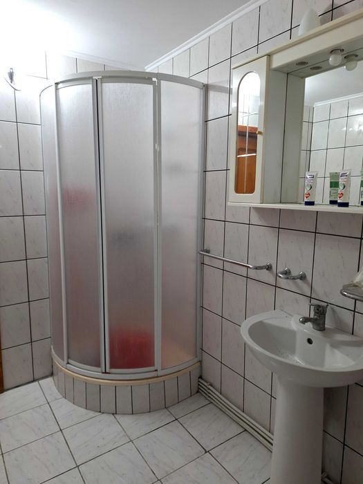Apartament 2 camere decomandate parter pentru locuit sau birouri/cabinete