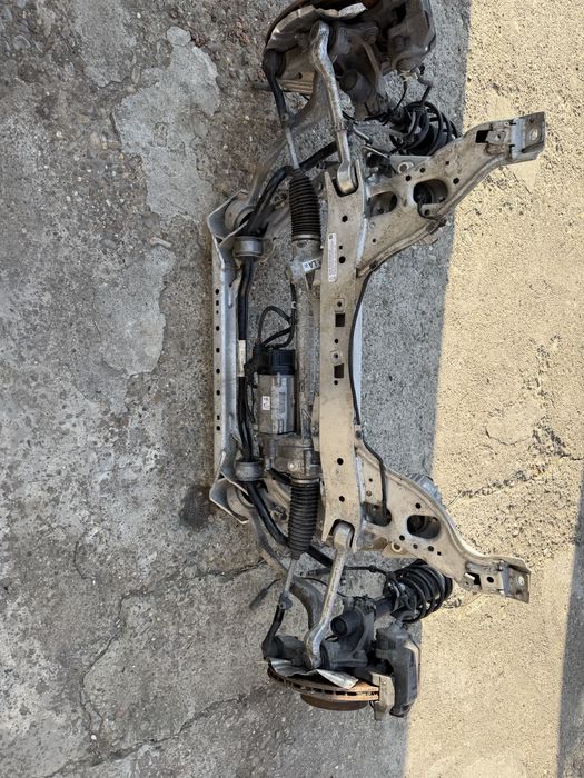 BMW SERIA 3 2011 Punte fata e90 completa caseta directie b