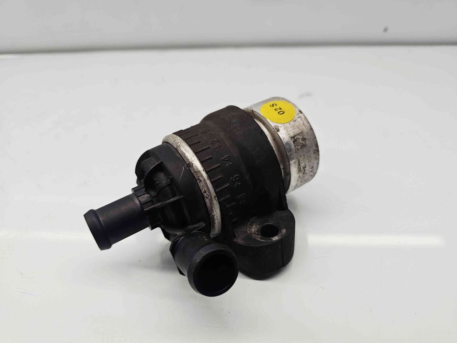 Pompa recirculare apa Audi A6 (4A2, C8) S-line [Fabr 2018-2025] 05L965