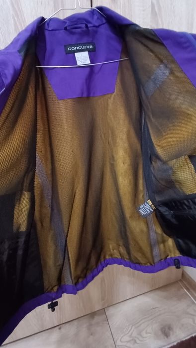 Vând geacă de vânt și ploaie cu GoreTex