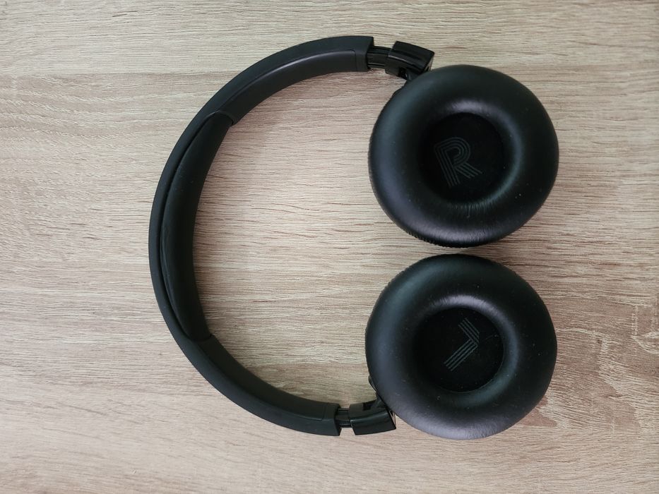 Casti JBL Tune 670NC