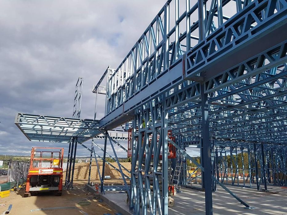 Строителство на Халета на изплащане, Метални конструкции за складове,