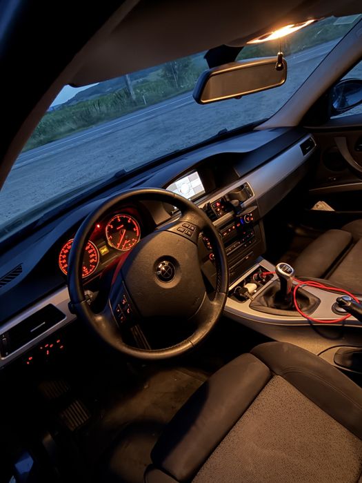 De vanzare Bmw e91 318d