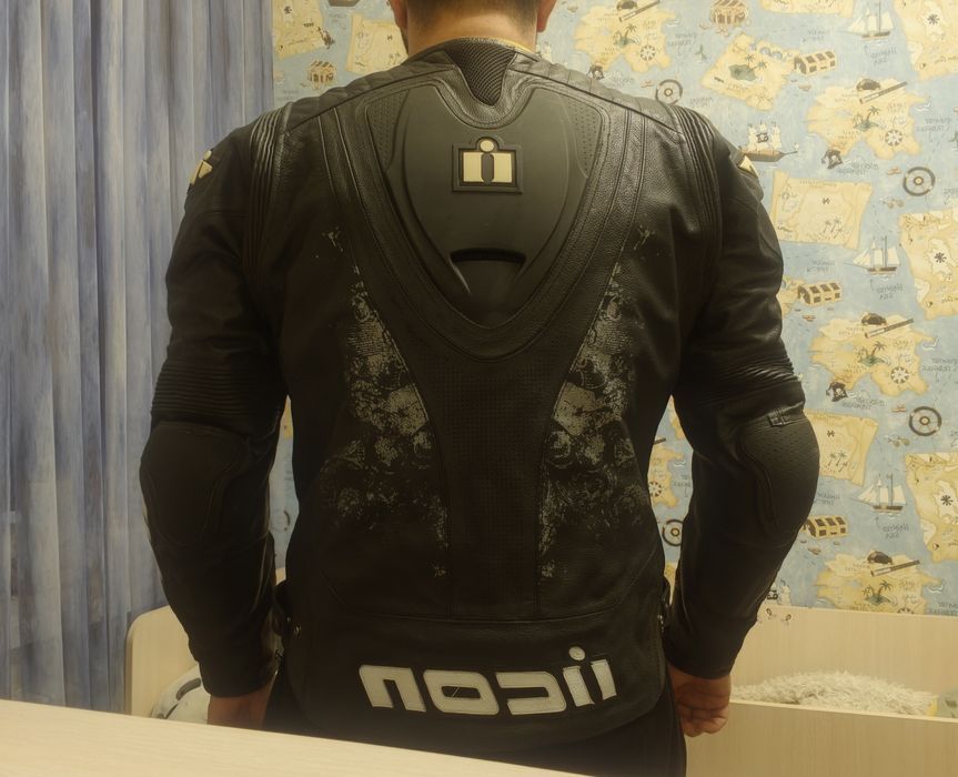 Мотокуртка ICON or