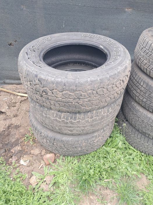 Vând anvelope pt jeep 255 65 17 an 2023