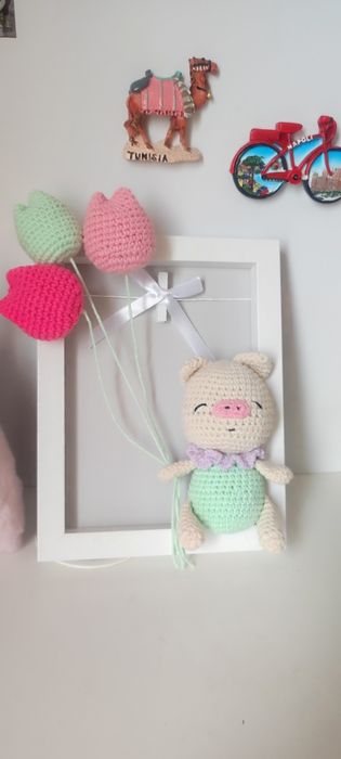Рамка -Прасенце с балони- Амигуруми