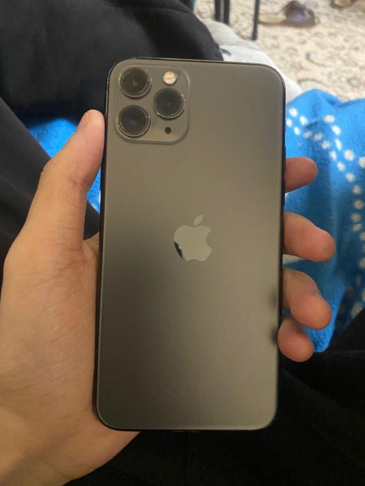 Продаю айфон 11про 512гб 83акб