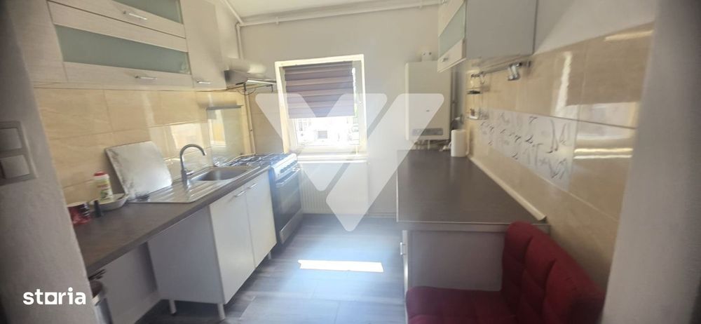 Apartament 2 camere etaj 3 bloc cu acoperis Cisnadie, Sibiu