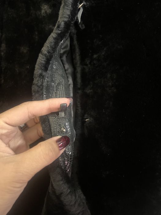 Продам мутоновую шубу