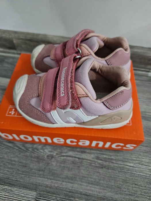 Обувки Biomecanics