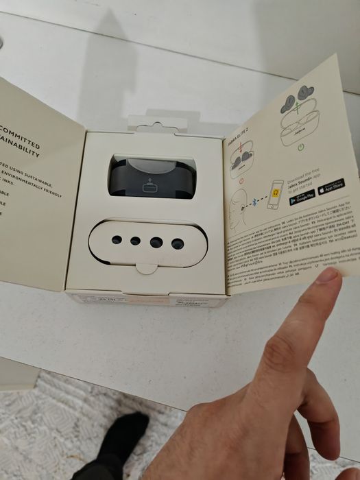 Продается наушники jabra elite 2