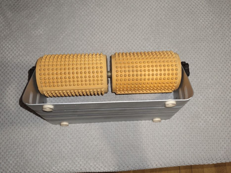 Масажор за крака