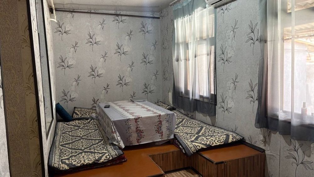Продается дом 3 в 4 комнатный с участком в МирзоУлугбекском районе