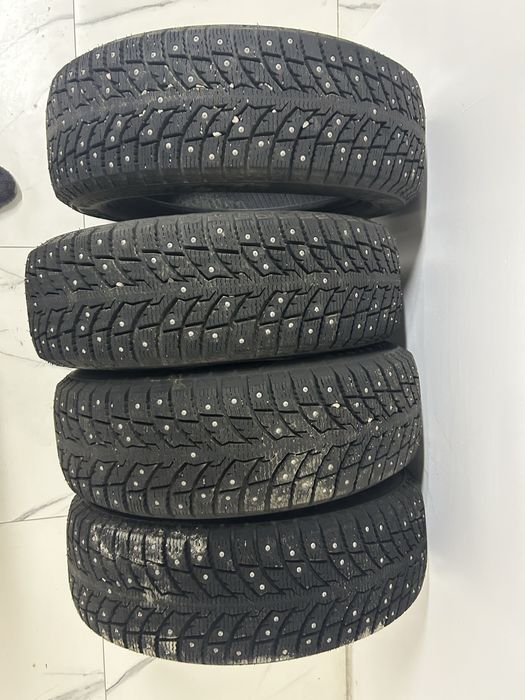 Продам зимние шины 195/65/15