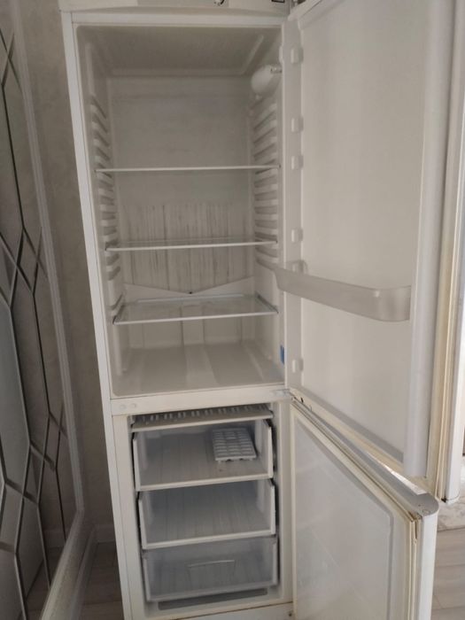 Продам бу холодильник