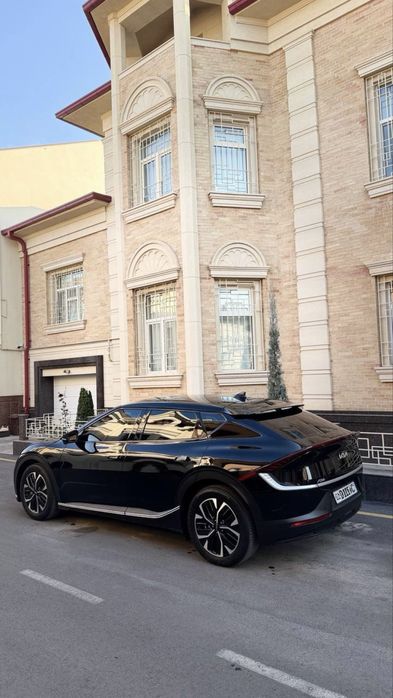 kia ev6 toliq elektr holati yaxshi.