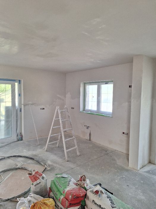 Servicii profesionale glet mecanizat și vopsitorii