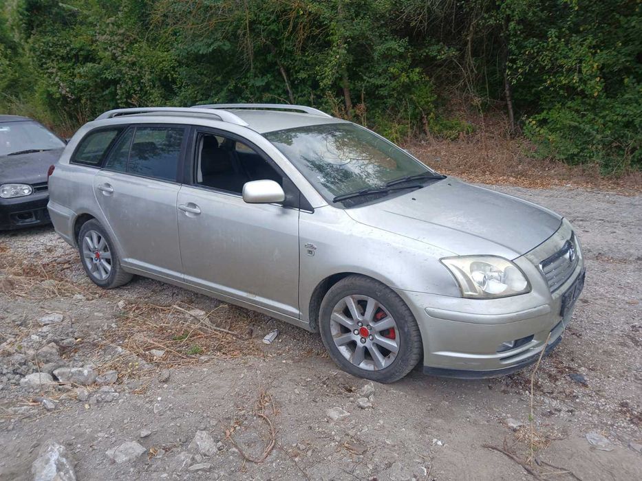 Toyota Avensis 2.0 d 2004г НА ЧАСТИ