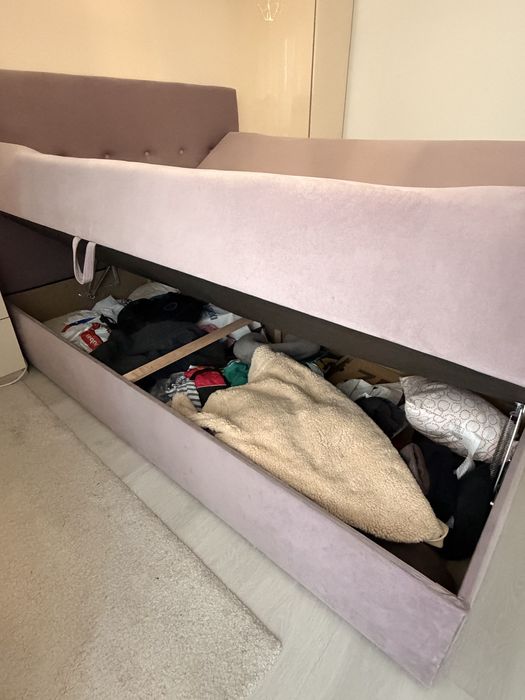 Pat dormitor cu saltea