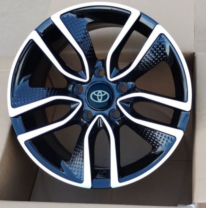 Jante 15 Toyota Auris Corolla cu 5 x 114.3 R15