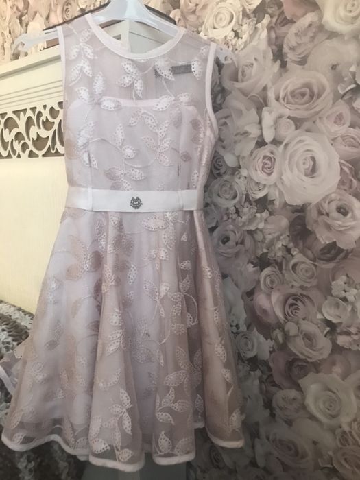 Платье на 5-6 лет