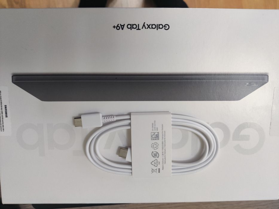 Tableta samsung galaxy T9