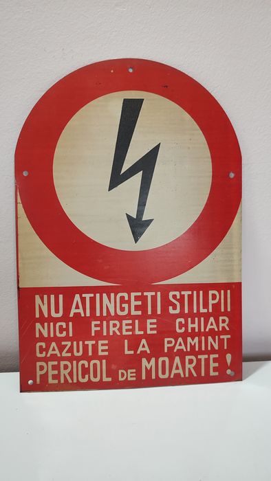 Panou industrial de avertizare