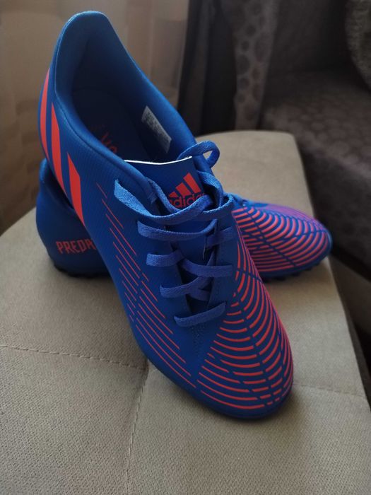 Обувки за футбол Adidas (TF) Predator