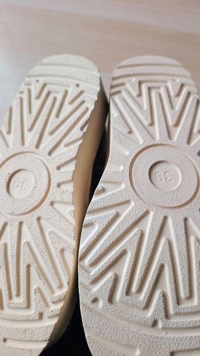 UGG noi damă mărimi 39 40