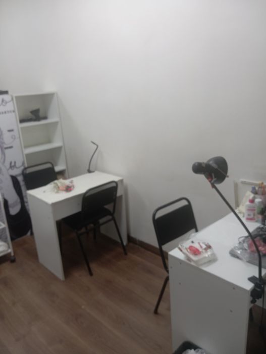 Сдам в аренду маникюрный стол