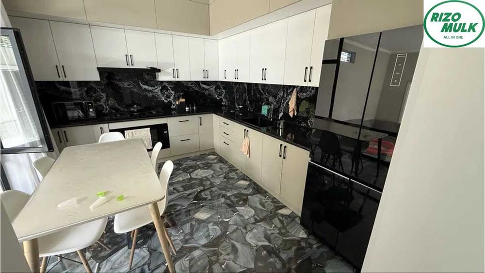 Учтепа тумани Хондамир мавзесида ховли сотилади. NR494/18