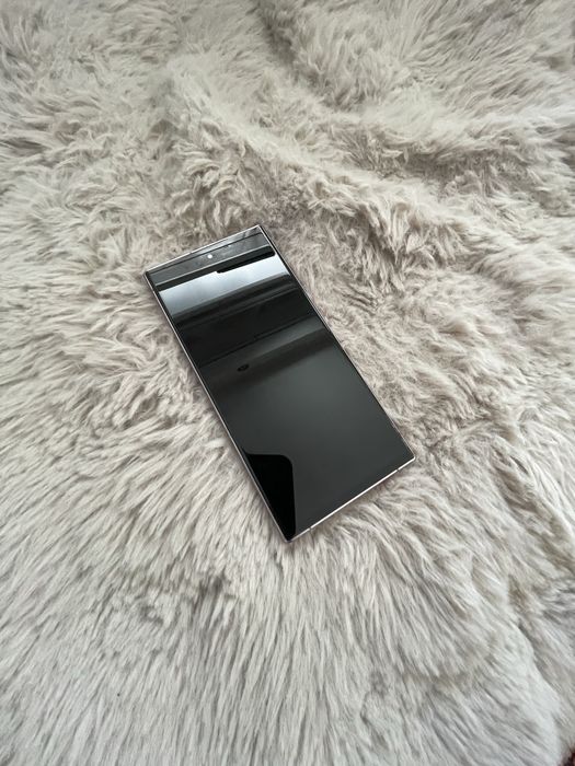 Продам samsung s23 ultra