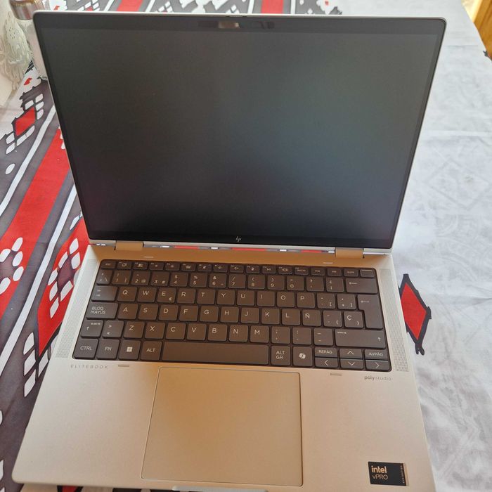 HP Elite x360 1040 14 inch G11 2-in-1