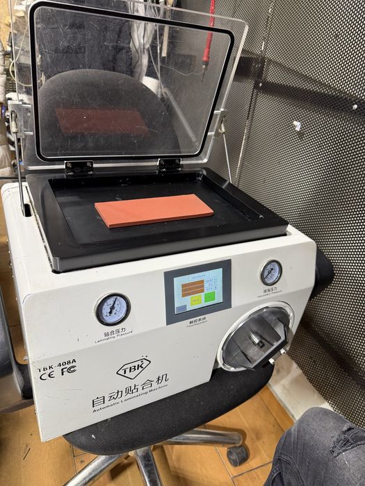TBK-408A-OCA Masina de Laminat Display Telefoane 3/1