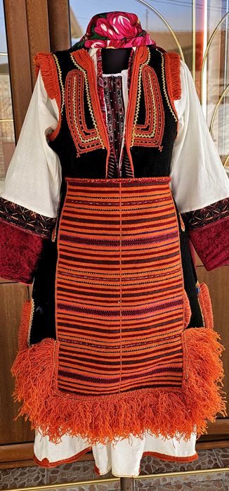 Македонска носия