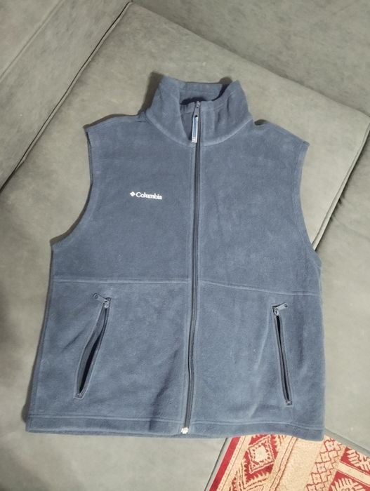 Жилетки оригинал продам дёшево