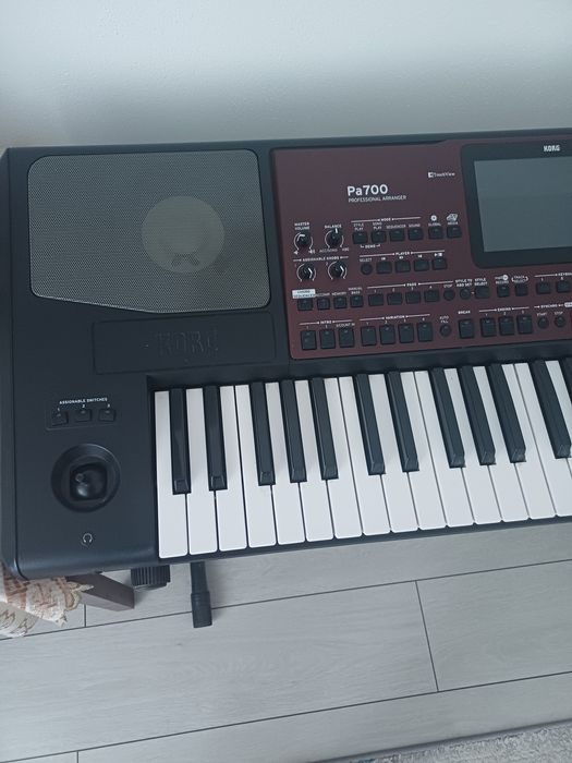 Korg pa 700'''''