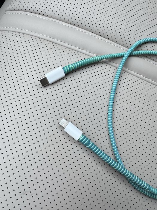 Зарядка на айфон