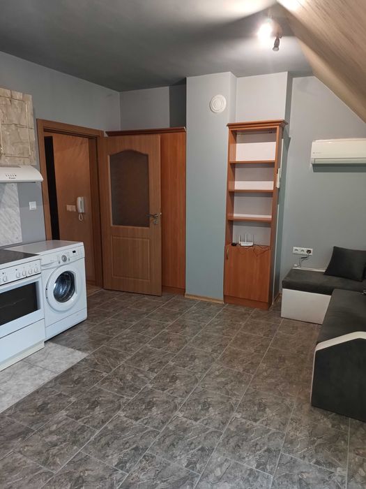 Дава се под наем Двустаен апартамент в Плевен, Дружба 1 - 60 кв.м за 331.5 € - Снимка #12