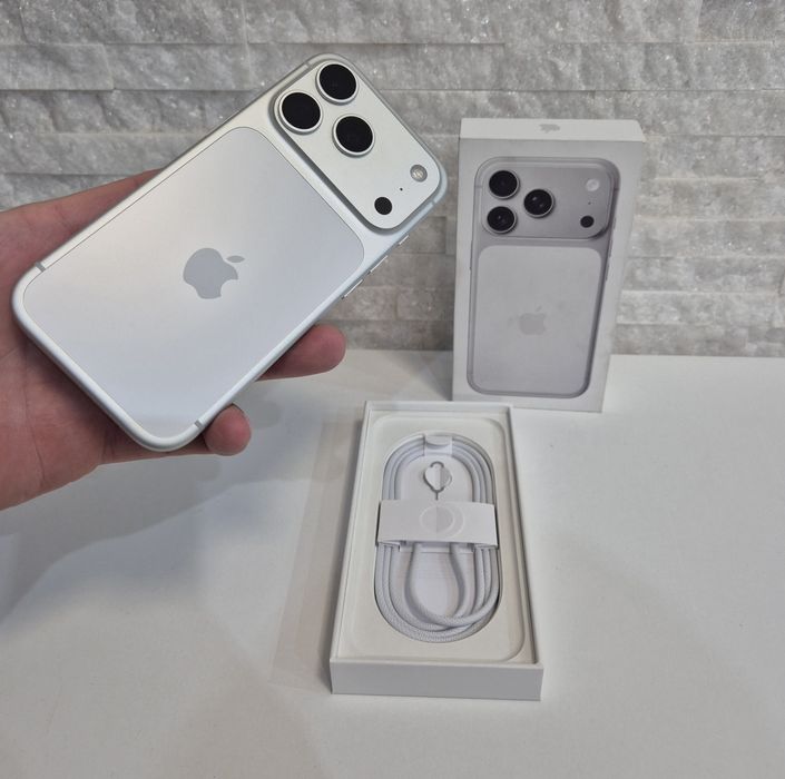 iPhone 17 Pro 256GB. ca NOU !! 25 cicluri