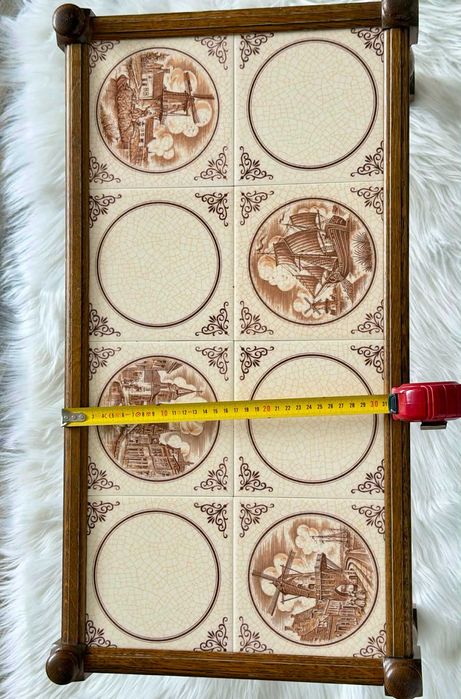 Винтидж масичка от масивна дървесина