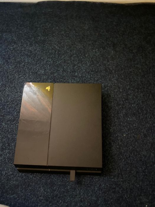 Playstation 4,tastatura Logitech,mouse Logitech